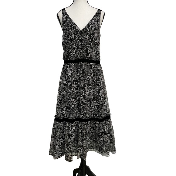Ann Taylor LOFT Womens Midi Dress Sz 8 Black Floral Boho Chic Baby Doll Romantic - Picture 1 of 13